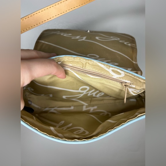 SOLD Y2K Blue Guess Shoulder Bag GUC - Picture 6 of 8